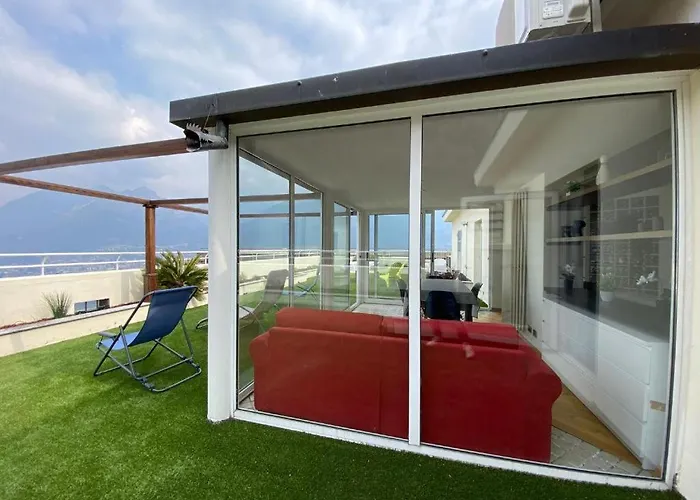 Penthouse With Big Terrace In With Pool Valbrona