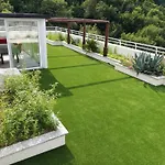 Penthouse With Big Terrace In With Pool Апартаменты *