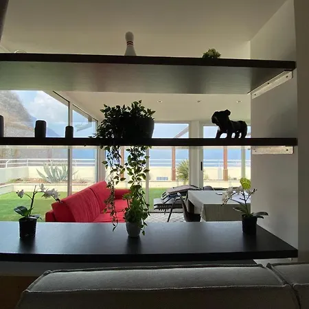 Апартаменты Penthouse With Big Terrace In With Pool Вальброна