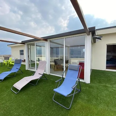 Penthouse With Big Terrace In With Pool Valbrona