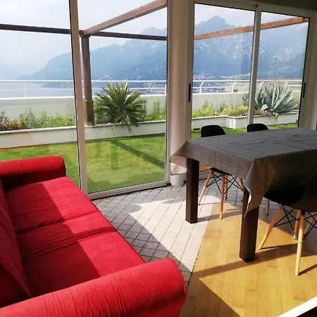 Penthouse With Big Terrace In With Pool Valbrona